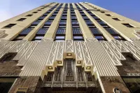 The Sinclair, Autograph Collection Hotel dekat Herman Clark Stadium