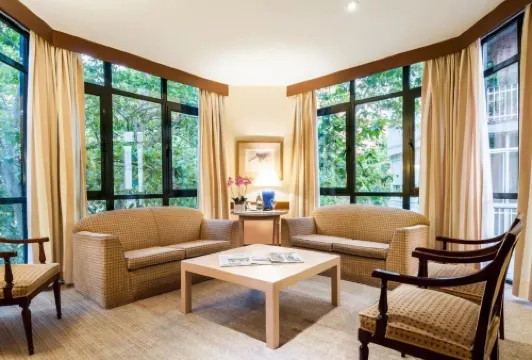 Espahotel Plaza Basílica