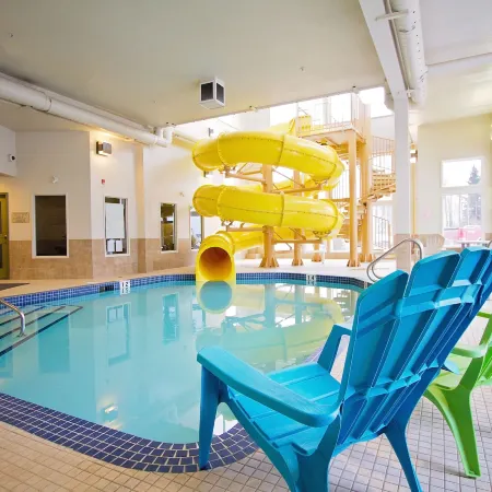 Service Plus Inns & Suites Drayton Valley