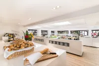 Hotel Na Taconera - Bữa sáng