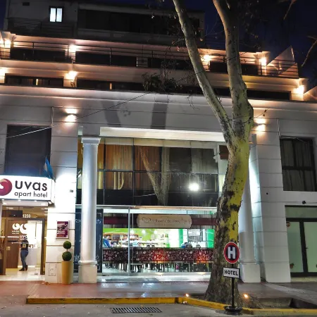 Uvas Apart Hotel