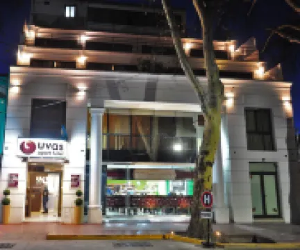 DOT烏瓦斯公寓酒店