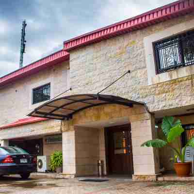 Lamia Inn Hotel Exterior