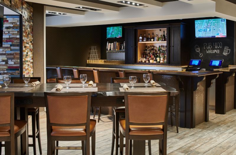 DoubleTree by Hilton Raleigh Crabtree Valley photo 5