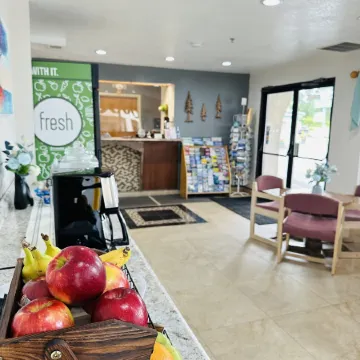 Timberland Inn & Suites