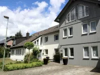 Apartmenthaus Somborn Hotels near Marten