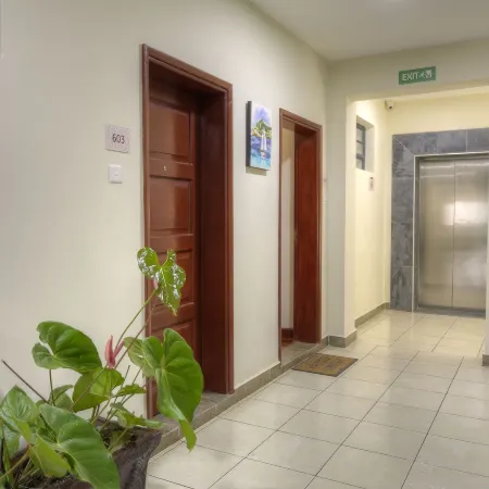 Sherry Homes Fahari II