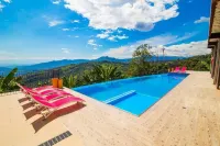 Hotel Casa Portones - Pools
