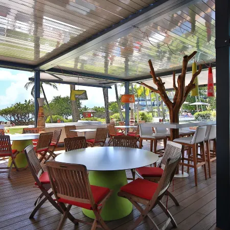 Mahogany Hotel Residence & Spa