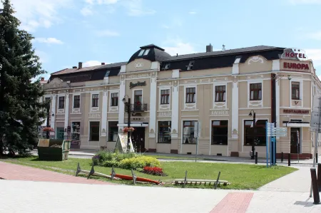Hotel Europa Отели в г. Зуберец