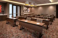 Hampton Inn & Suites Buena Park Hotels in La Mirada