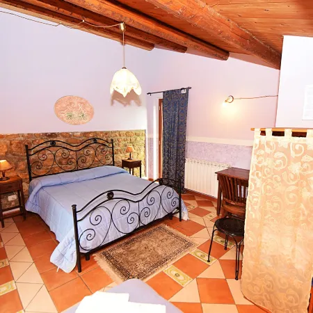 Giucalem la Casa Negli Orti