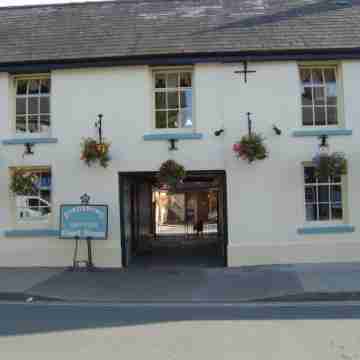 Borderers Inn Hotel Exterior