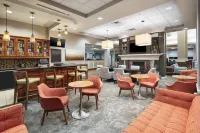 Hilton Garden Inn Columbus - bar