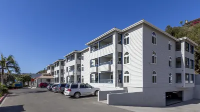Capistrano SurfSide Inn Hotel dekat Pines Park