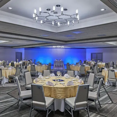 Sheraton Tucson Hotel & Suites