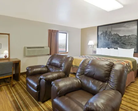 Super 8 by Wyndham Las Cruces/White Sands Area Hotels in Las Cruces