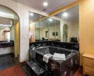 Scottish Inn & Suites - IAH Airport