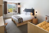 Rhode's Motor Lodge Hotels in Boone