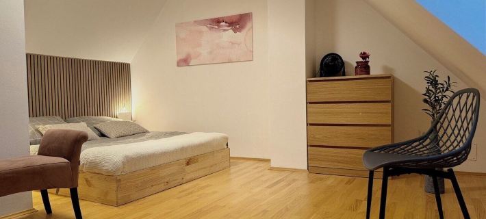 Carillon by BestChoice - Old City - Self Check-in with Parking Option Hotels in Graz