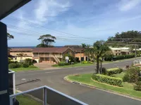 Aquarius Apartments Mollymook - Apartments