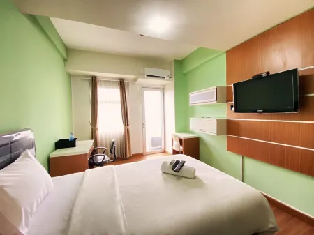 Classic Studio Room Apartment at Oxford Jatinangor