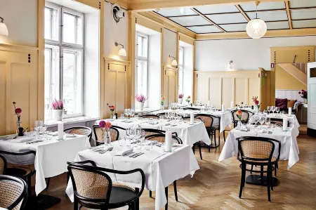 Hotel Saxkjøbing Отели в г. Нюкёбинг