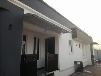 Shimawa-House-Sleeps4-Luxury&Privacy-24 7 Security Hotels in Shagamu