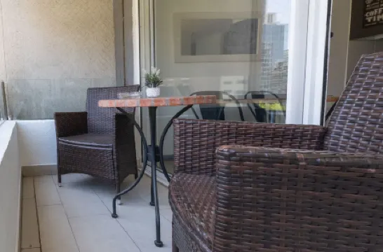 Kennedy Apartments Los Militares Отели рядом с достопримечательностью «Парк Канино III»