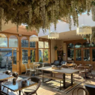 매너 하우스 린들리