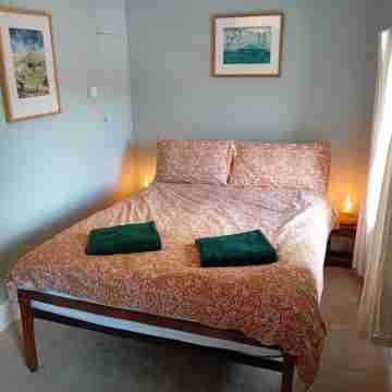 Cottage In Popular Village Rooms