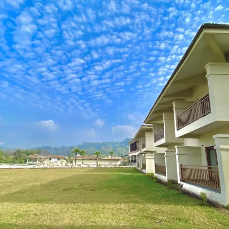 Regenta Resort & Spa By Riverside, Chitwan