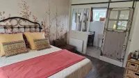 Les Jardins de Nanine Hotels in Egletons