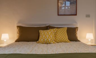 Crocetta Nest by Wonderful Italy