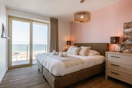 Huswell - Spacious Apartment with Huge Terrace with Sea View