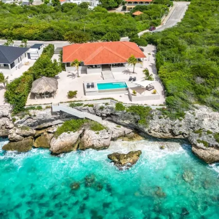 Kas di So o Ocean Front Luxury Villa