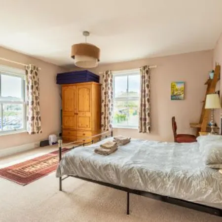 Host & Stay - Cabbell Towers
