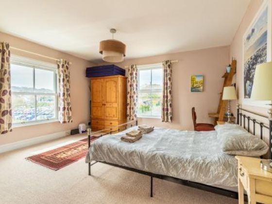 Host & Stay - Cabbell Towers