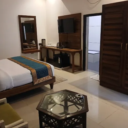 Panna Tiger Resort- Riverside Property