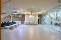 AlIskan Al Tullabi - Female Only