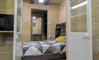 Valletta Authentic Apartment