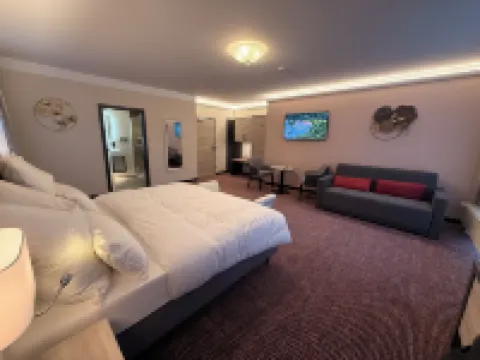 เพนชั่น อัม ชลอส โรงแรมใน