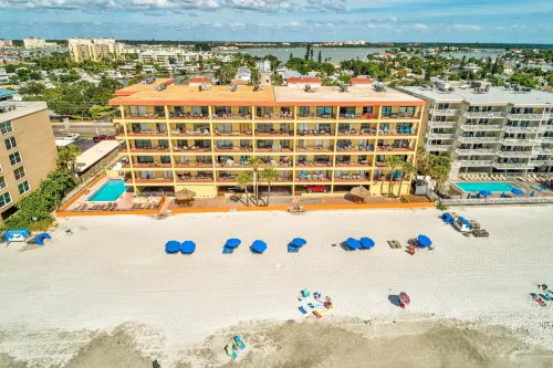 Las Brisas 202 Hotels in Madeira Beach
