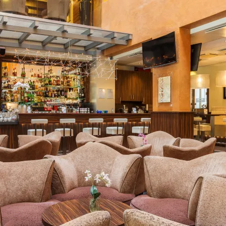 Avalon Hotel & Conferences