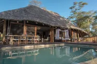 Finch Hattons Luxury Tented Camp - Pools