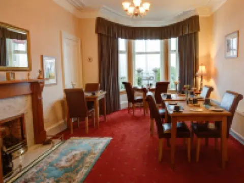 The Cedars Guest House Hotels in Dunoon