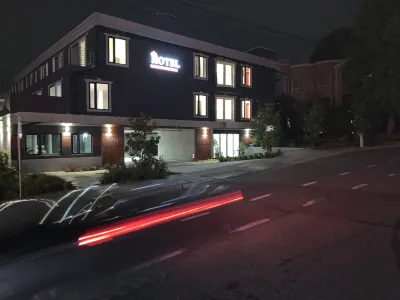 Lakeview Hotel Hotel in zona Rubicon Float Studio