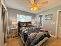 Cape Coral VIP Heated Pool, Hot tub, Direct access, Boat lift, Gameroom, Hotels near Circle K