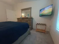 Charming 3-Bedroom House - Homestays