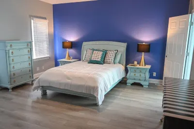 Charming three bedroom, two bathroom tranquil retreat just 2 miles from Wyndham. Hotels near Calvary Pentecostal Tabernacle